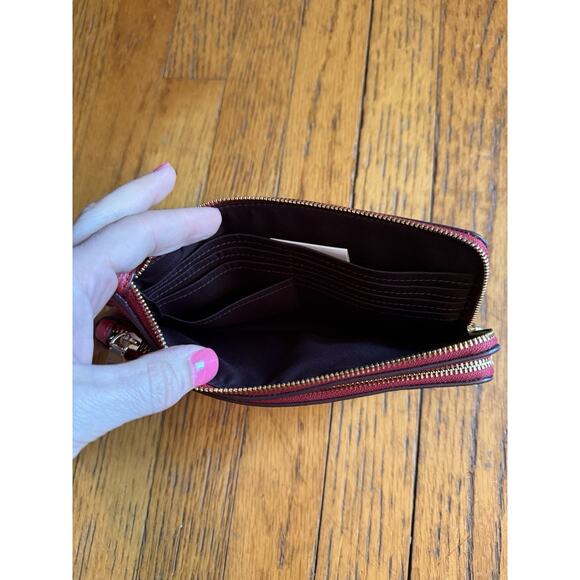 Coach Double Zip Wallet CU919 Bold Red Pebbled Leather NWT - Picture 3 of 4